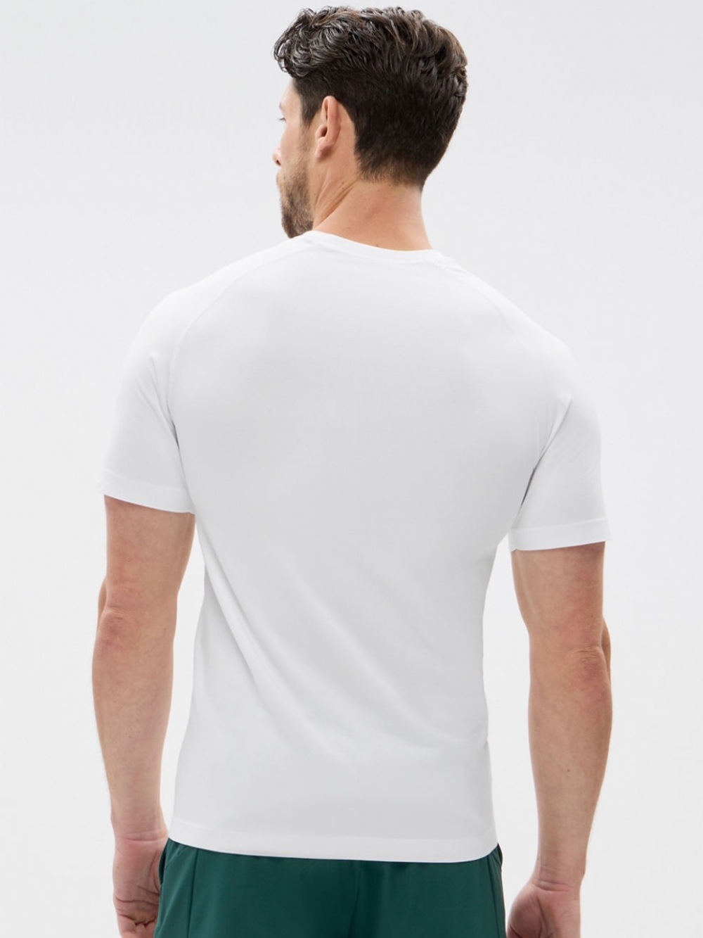 Fabletics Training Day Tee White Seamless Performance Active Shirt Men’s M NWT - Picture 2 of 6